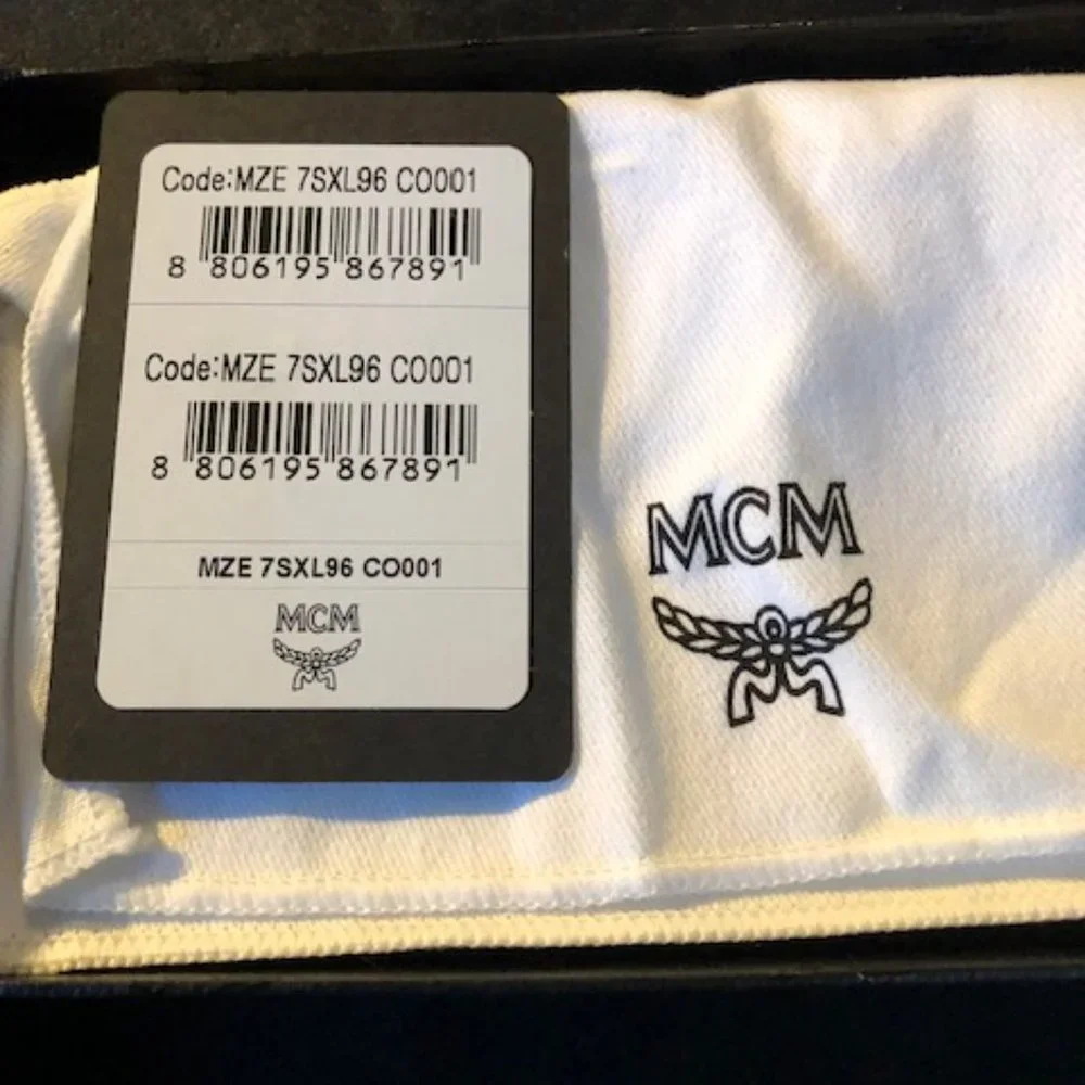 🐰 MCM IPHONE 6 plus iPhone Case  (PRICE TO SELL OR OBO)